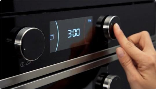 Microondas integrable de base cerámica y 22 litros