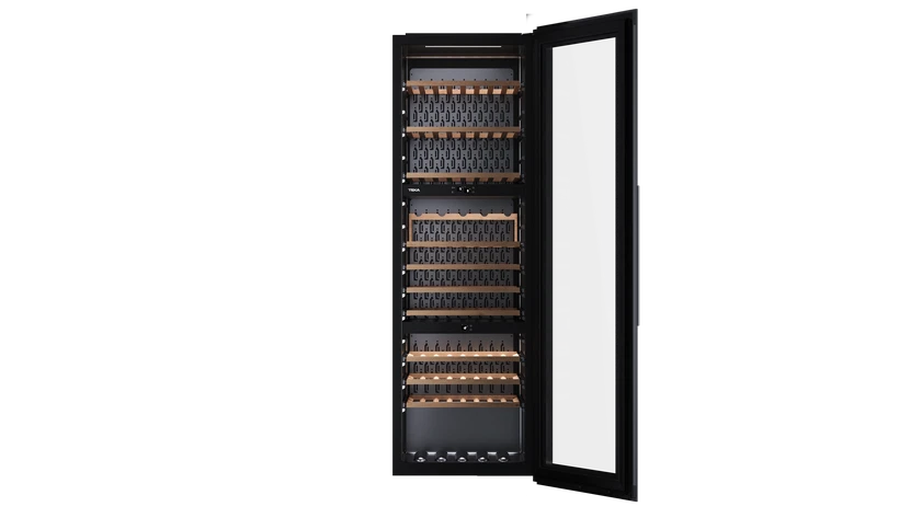 Vinera de encastre con capacidad para 93 botellas